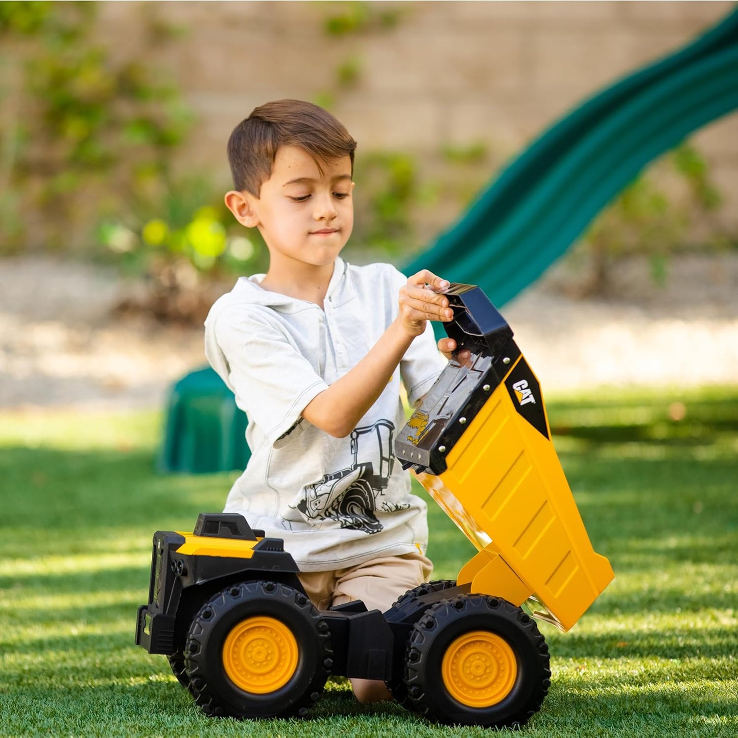 CAT® Mighty Steel Dump Truck
