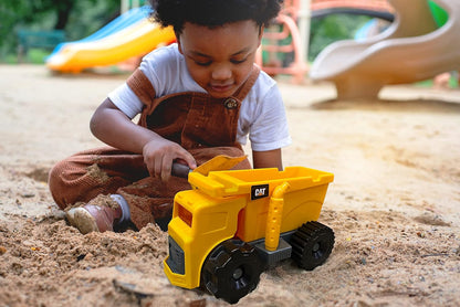 CAT® Dump Truck Sand Set