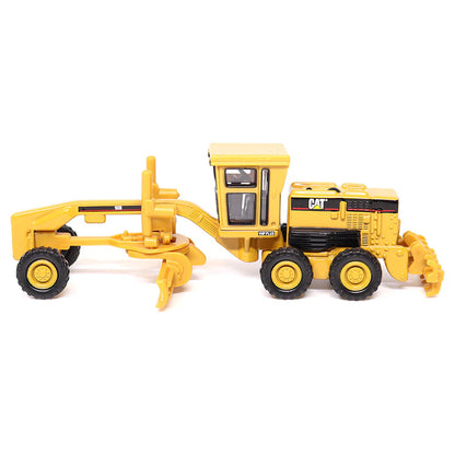 CAT® 1:87 Scale Model – CT660 Day Cab Tractor with Lowboy Trailer and 163H Motor Grader