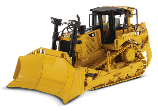 CAT® 1:50 Scale Model – D8T Track-Type Tractor with 8U Blade