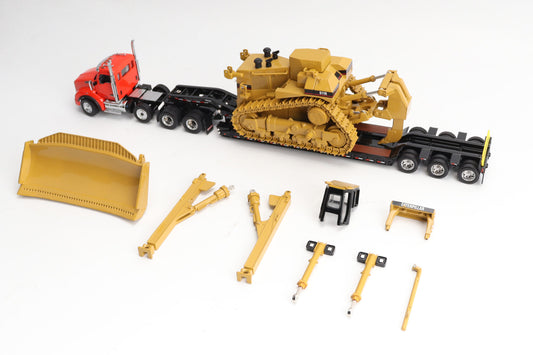 CAT® 1:50 Scale Model – Kenworth T880 Day Cab Tandem and Trailer King TK120 lowboy with D11 Dozer Components
